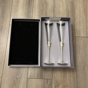 Vera Wang Wedgewood With Love Toasting Flute Set